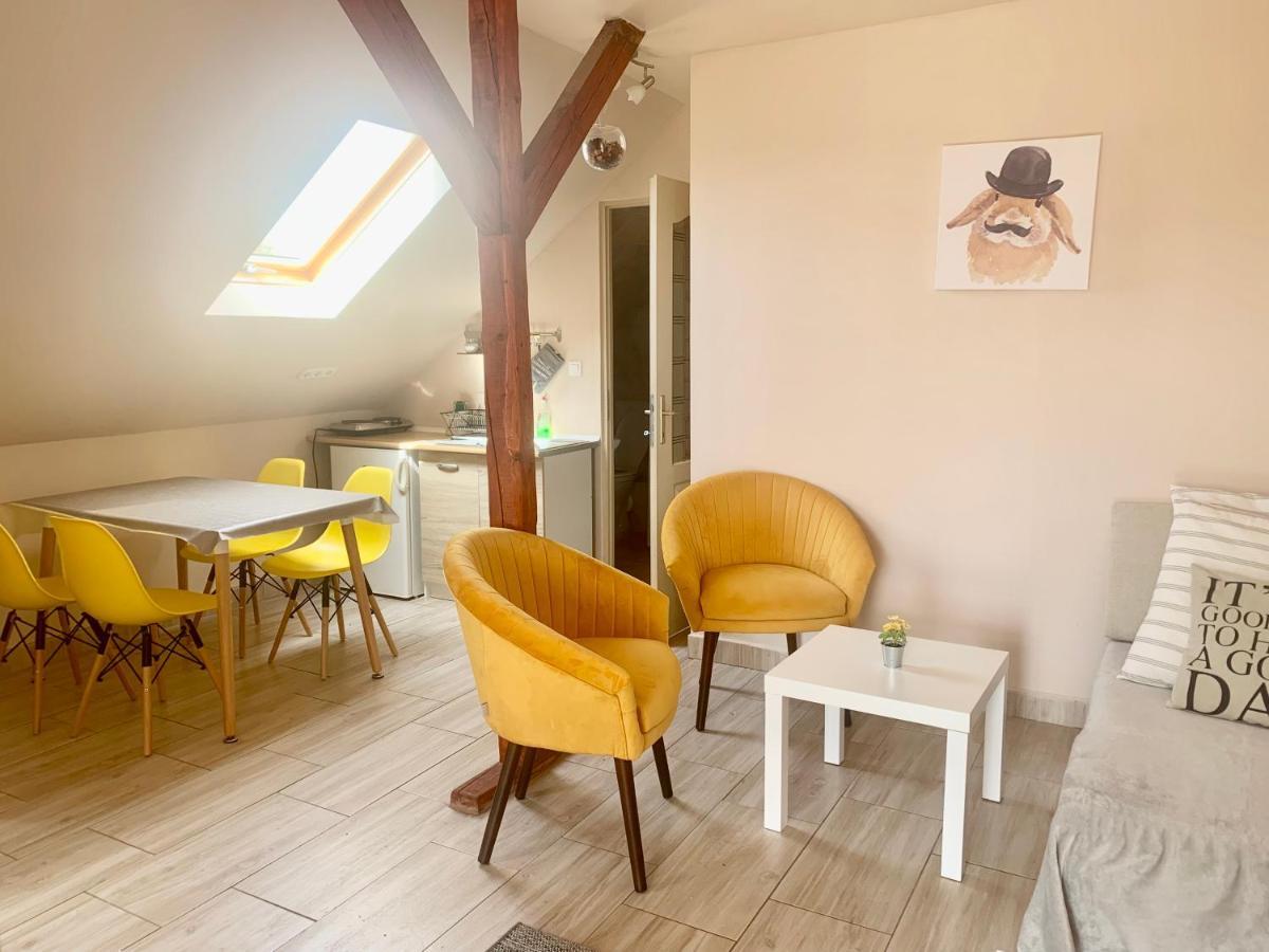 Lelle -Kert Apartman 03 バラトンレッレ エクステリア 写真